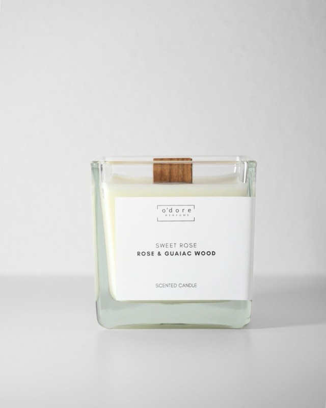 o´dore Sójová sviečka SWEET ROSE Rose & Guiaiac wood