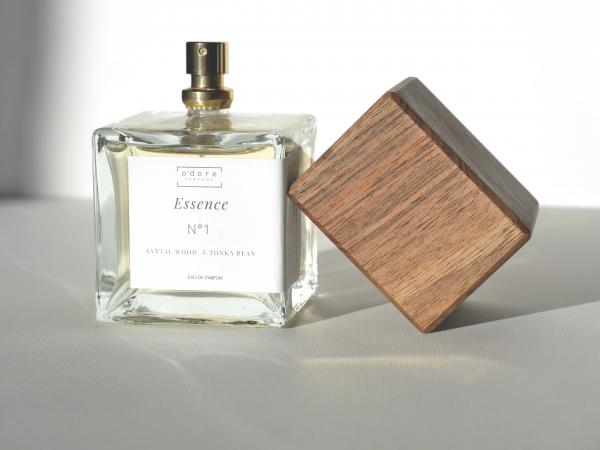 Set 6 Eau de parfum + tuhý parfém + sviečka