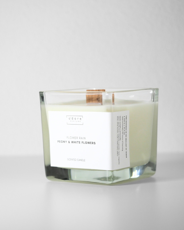 o´dore Sójová sviečka FLOWER RAIN Peony & White flowers 1